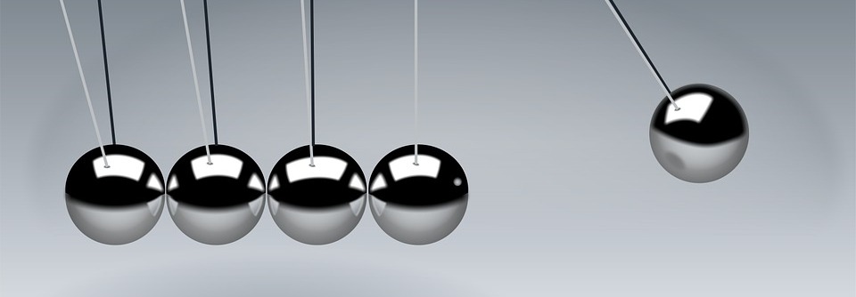 Newtons cradle Final